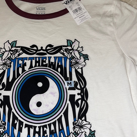 Vans off the wall tops || yin yang top - Picture 2 of 5